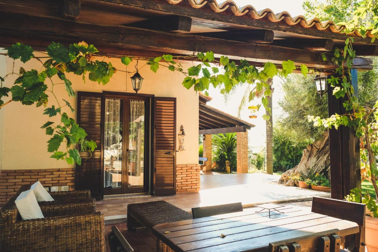 Villa Due Torri Cozzana ภายนอก รูปภาพ