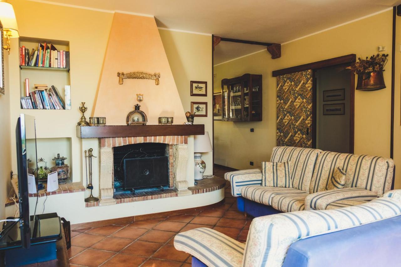 Villa Due Torri Cozzana ภายนอก รูปภาพ
