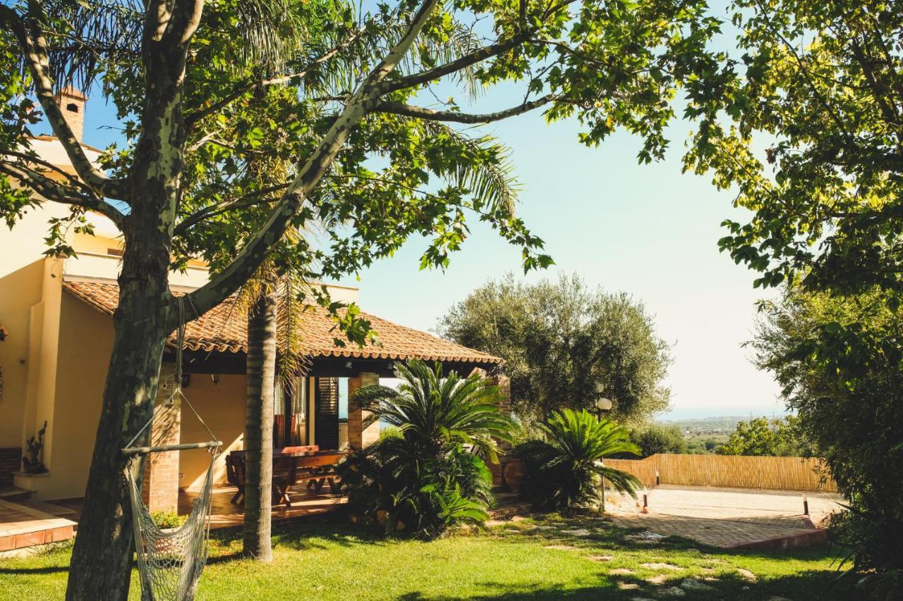 Villa Due Torri Cozzana ภายนอก รูปภาพ